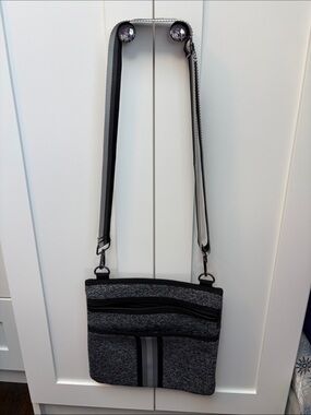 HAUTE SHORE Gray Heather Crossbody Messenger with Stripe Detail